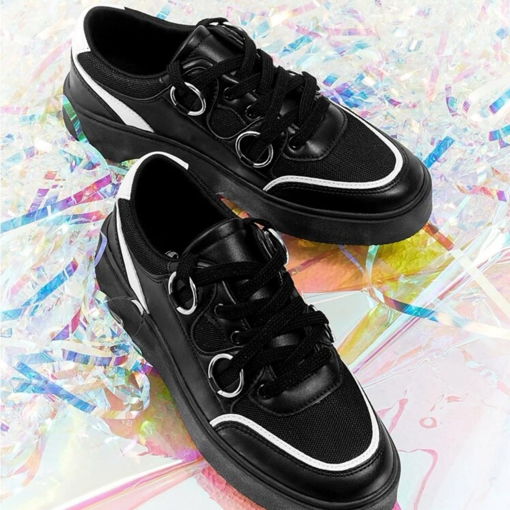Brand New Womens Bowling Aesthetic Sneakers - Black with White Features